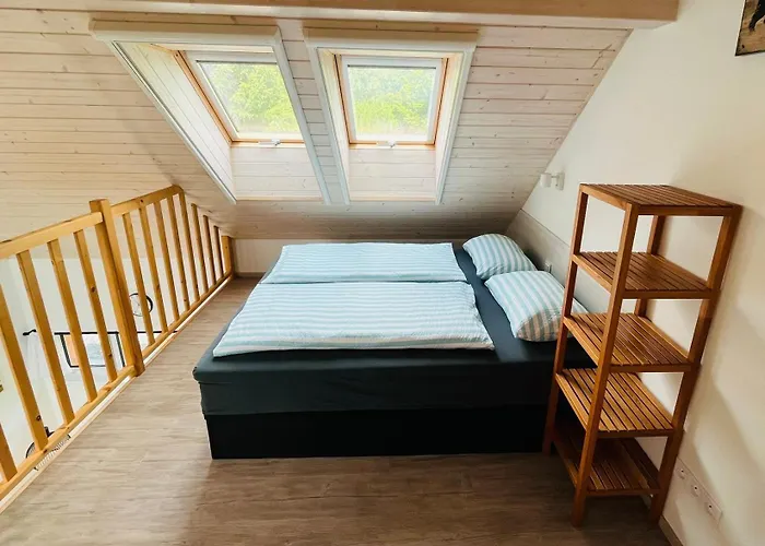 Apartament Parlesak